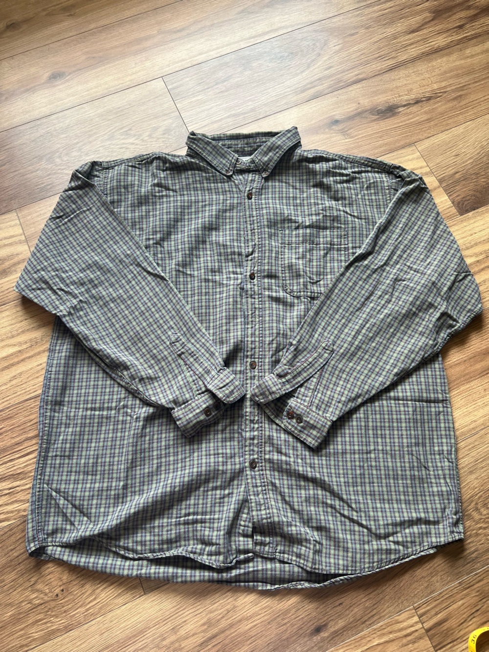 L.L. Bean Men's Lightweight Plaid Shirt Jacket in Gray and Green